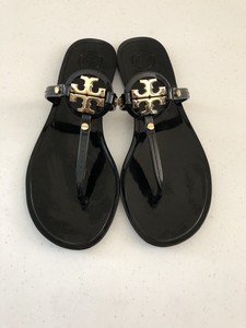 tory burch jelly sandals black