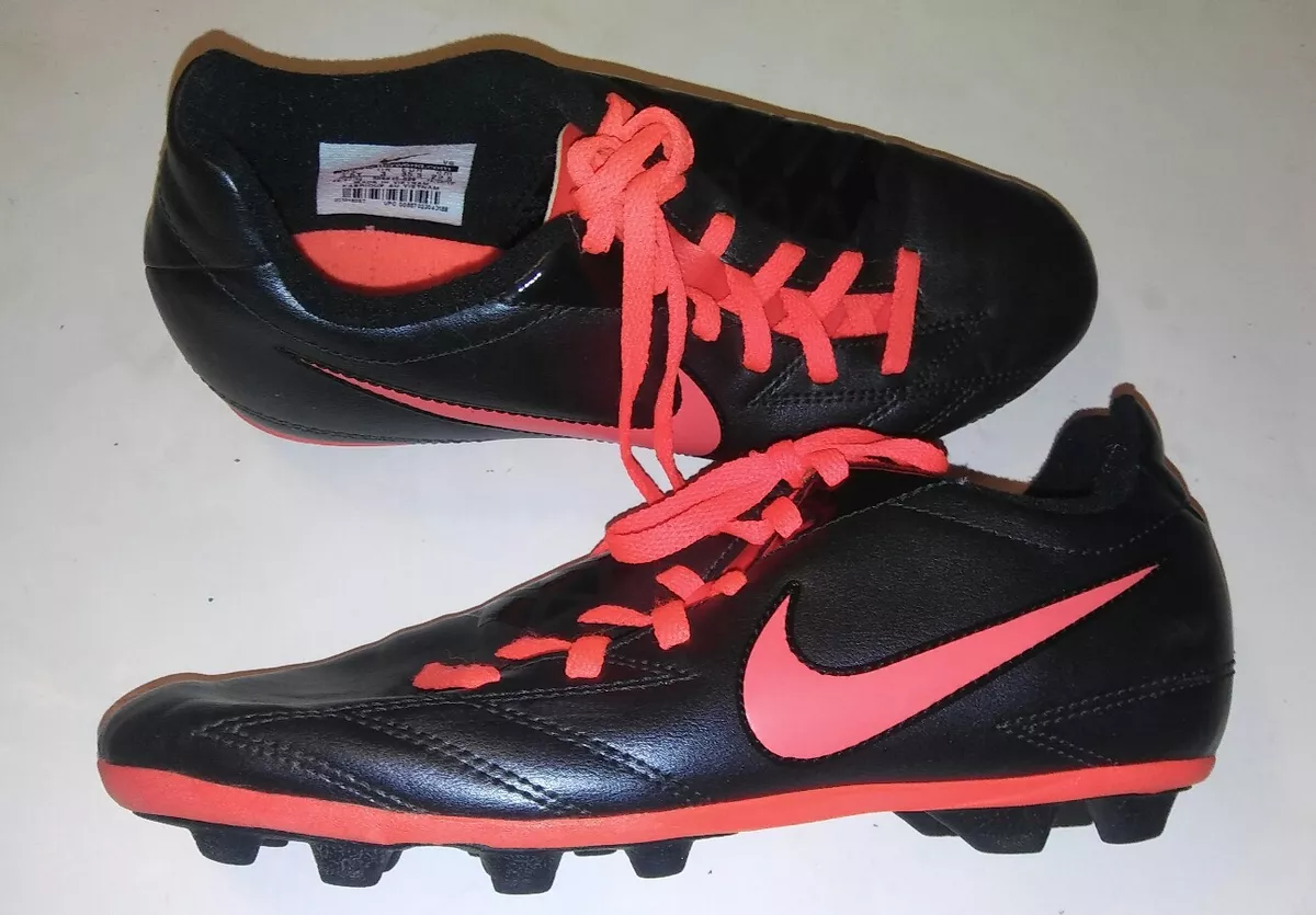 T90 soccer cheap cleats