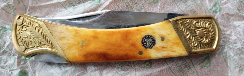 Cuchillo de caza de bolsillo Frost Whitetail Cutlery 5"" WT-072BS Foto 3 de 4