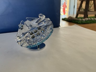 SWAROVSKI CRYSTAL STAR WARS MILLENIUM FALCON 5619212 .