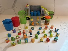 VTG Trash Pack Series 1 Lot Garbage Truck Playset  30 Figures  Bins toys