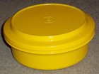 VINTAGE YELLOW TUPPERWARE BOWL #1253 WITH LID #1207 — photo 1
