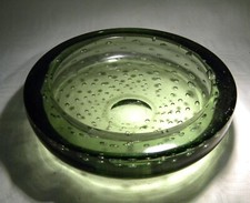 WHITEFRIARS GLASS GREEN CONTROLLED BUBBLE DISH 9099