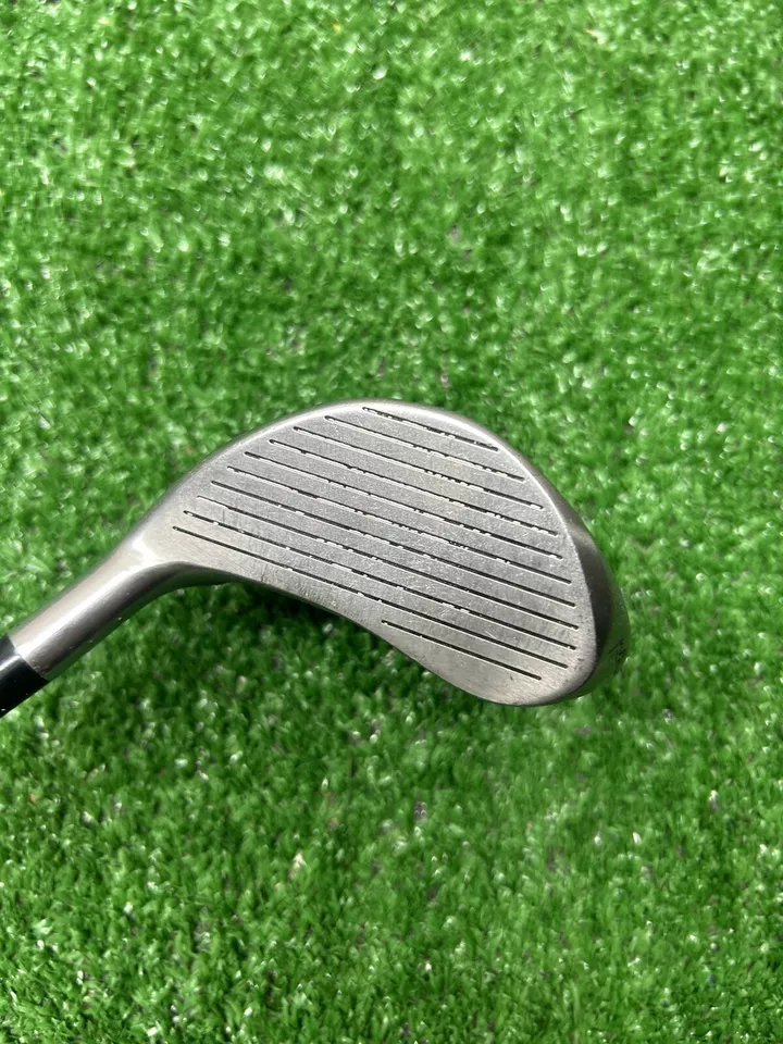 楔形木 38° 短 7-8 铁杆常规硬度石墨杆身 右握 38 英寸 L 全新握把! — 第 4/4 张图片