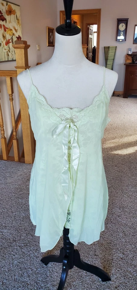 Lencería babydoll Victoria Secret vintage verde claro años 80 con bragas Foto 4 de 4