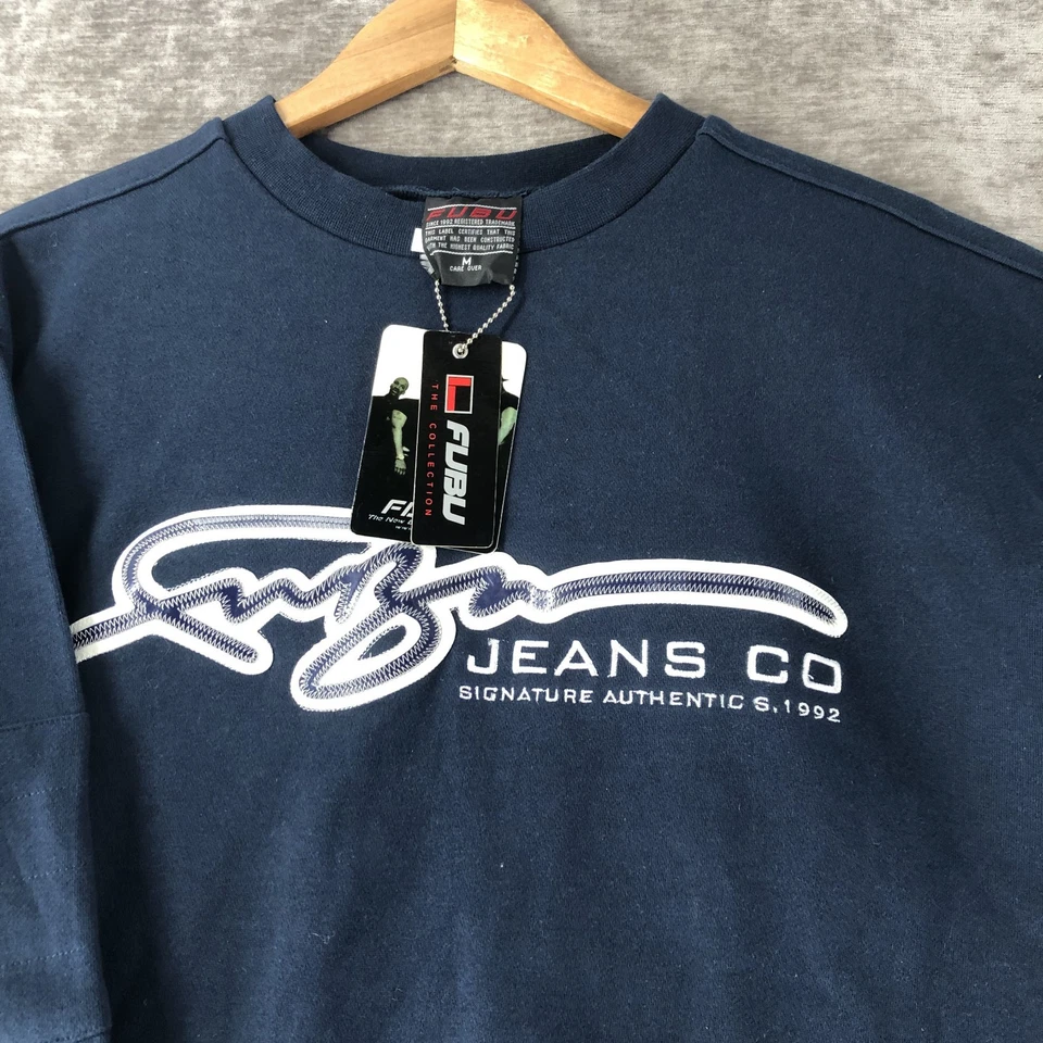 De colección FUBU Jeans Co. Para hombres M Cuello Redondo L/S Azul Y2K Logo Spellout NUEVO Foto 2 de 4