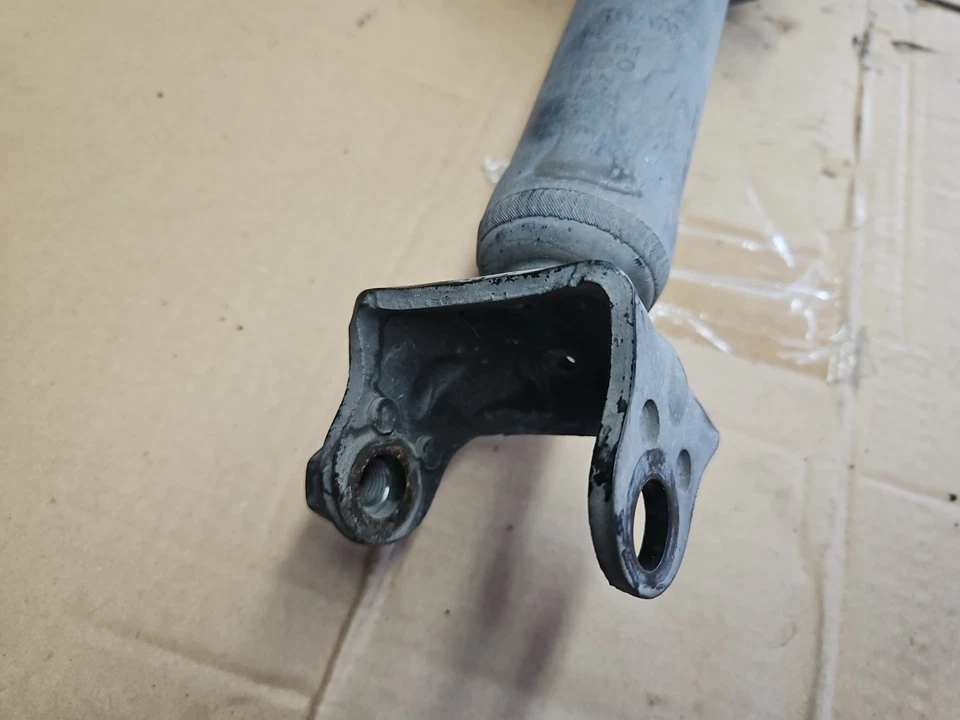 Задний амортизатор подвески 16-20 Infiniti Q50 Premium Sport E6210-4GA0D - Изображение 3 из 4