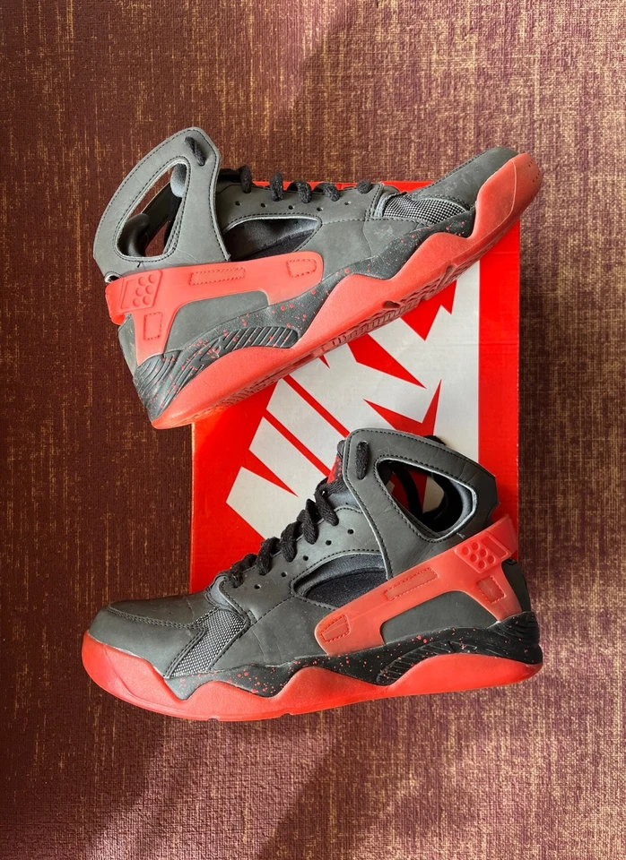 Nike Air Flight Huarache, foto 1 di 5
