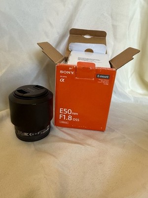 Sony E 50mm F1.8 OSS Lens for E-mount (SEL50F18)