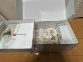 LEGO Architecture 21050 Studio Model Set