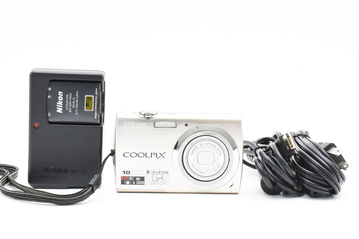 Nikon COOLPIX S230 10.0MP Digital Camera Solid silver