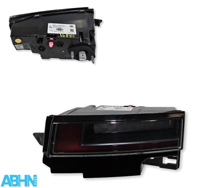R8D213A420BC Range Rover Evoque L551 24MY Rear Right Inner Tailgate Light SAE 9