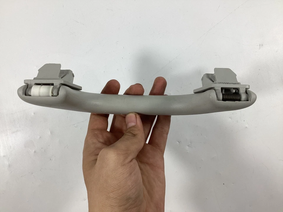 Volkswagen GTI Jetta 2010-2014 deportivo manija de agarre 1K0857607M OEM. Foto 3 de 4