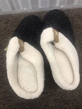 NEW Men  s Ultraideas Space BlackSlippers With Memory Foam, L