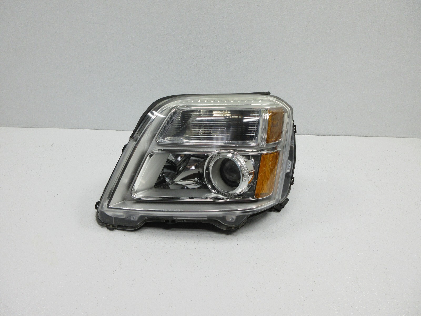 Picture 1 of 9