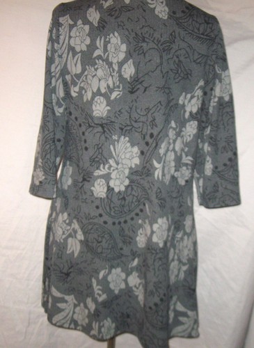 REBORN Floral Fit and Flare Gray Empire Dress Tunic Top Blouse Jrs L Lagenlook - Picture 6 of 7