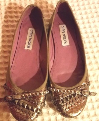 ROSE GOLD STEVE MADDEN UNIQUE DESIGN SHINY