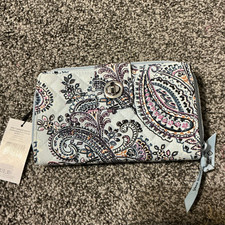 Vera Bradley Turnlock Wallet RFID Zip Around Quilted Clutch Soft Sky Paisley NWT