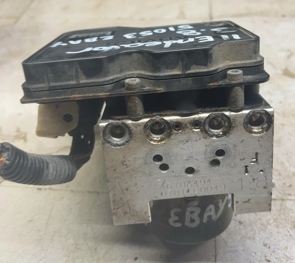 Unidad de bomba ABS Endeavor 2004-2011 4x4 sistema de frenos antibloqueo con control de tracción Foto 4 de 4