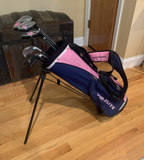 Top Flite XL Women  s RH 7pc Golf Set 1W 4H Irons SW Putter  Stand Bag