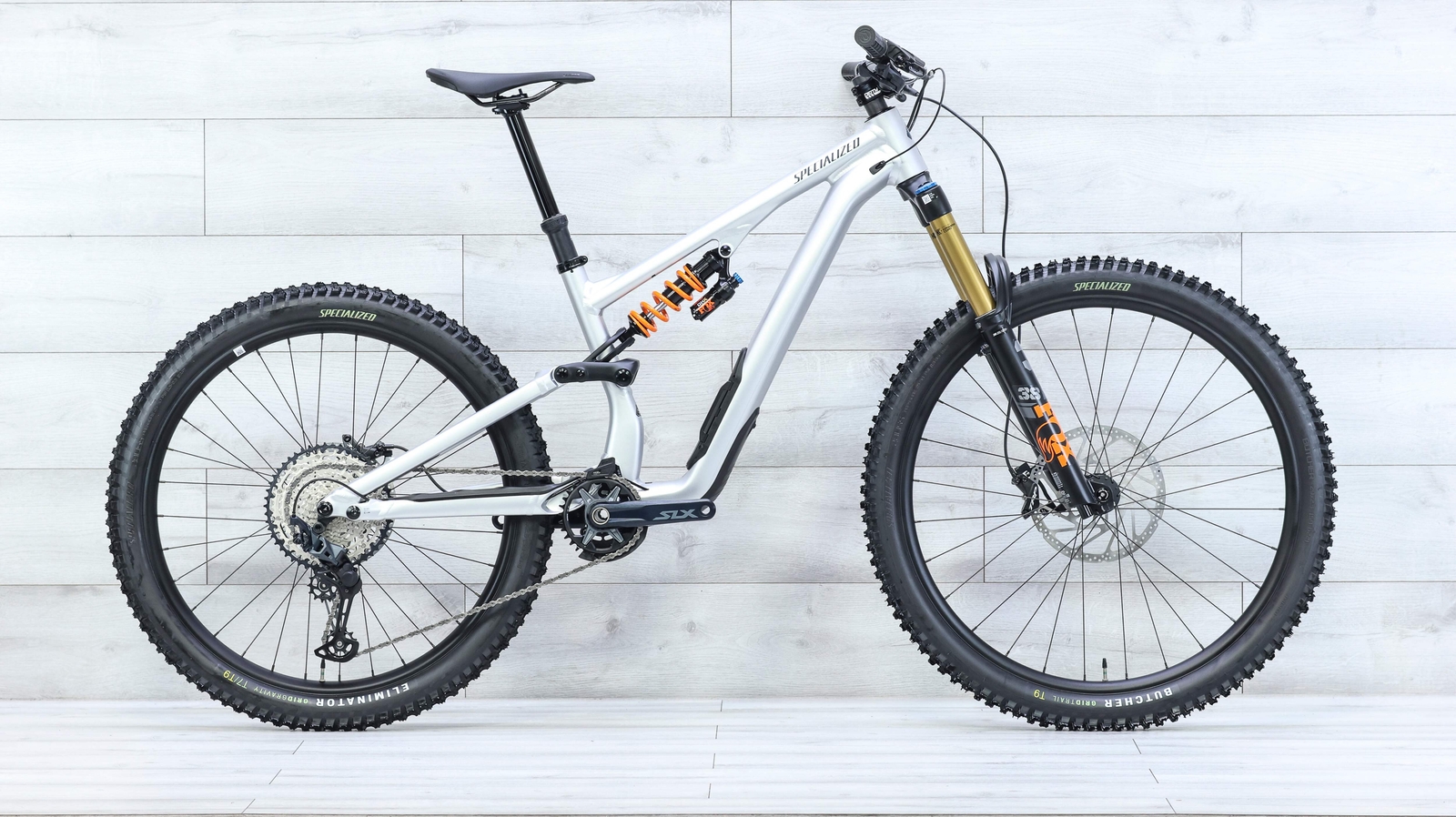 Специализированный горный велосипед из сплава Stumpjumper 15 Fox Coil Alloy - 2025 средний S3 94899000₽