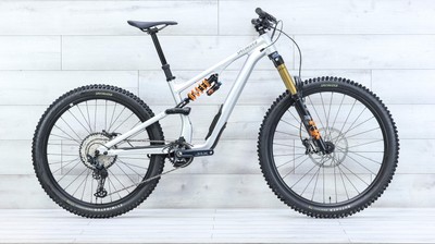Specialized Stumpjumper 15 Fox Coil Alloy Mountain Bike - 2025, Medium (S3)