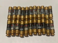 🔥Fusetron FRN-R-3 Fuse Class RK5 250V 3A Bussman, lot(24), free shipping🇺🇸