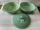 2 Anchor Hocking FIRE KING Jadeite Baking Casserole Dishes One Lid