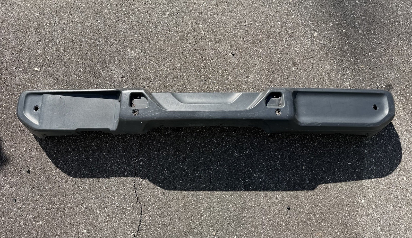 2018 2019 2020 2021 2022 2023 Jeep Wrangler Rear Bumper Cover OEM