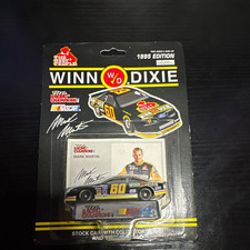 Racing Champions Mark Martin Winn-Dixie 1995 Ford NASCAR Diecast 1/64 w/Card