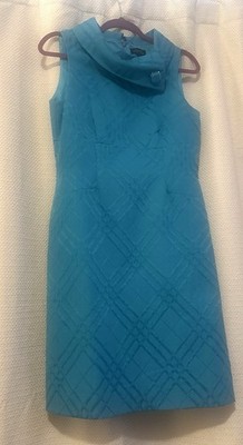 Tahari Blue Retro Cocktail Dress With Unique Stone Accent Sz 8