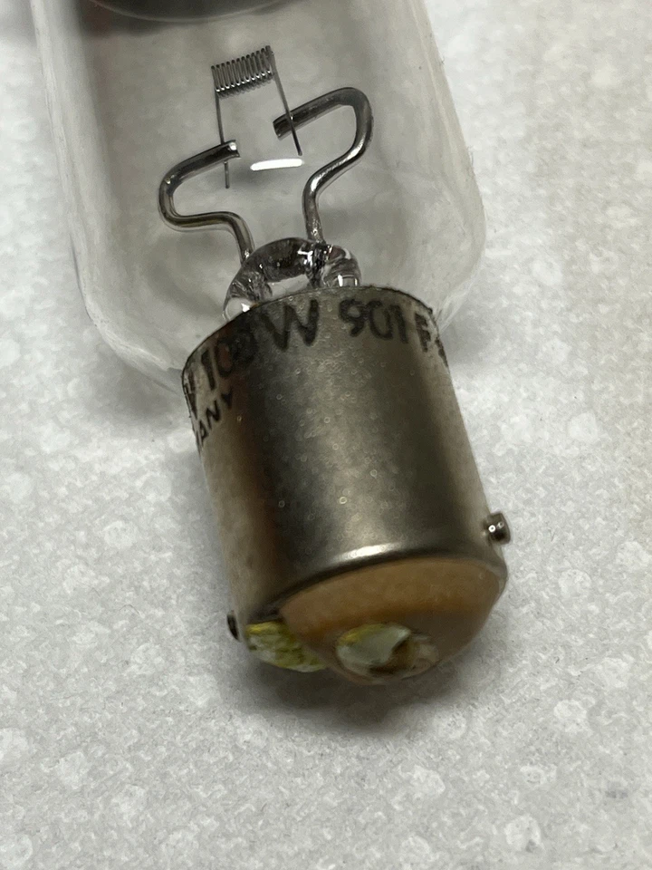 Radium 12V/100W BA15s Nr 901 P Tested Good Made in Germany - Image 3 of 4