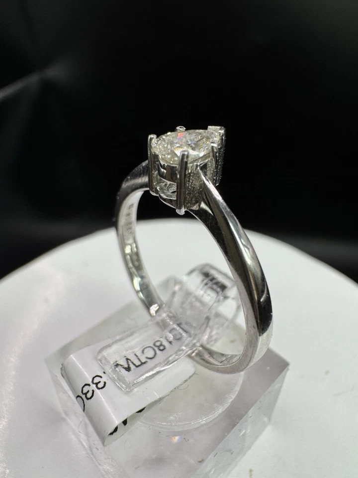 18ct White Gold 0.33ct Pear-Shaped Diamond Solitaire Ring.Size N - Image 2 of 4