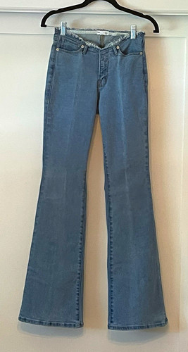 Good American Women’s Blue Medium Wash Mid-Rise Bootcut Stretch Jeans 26