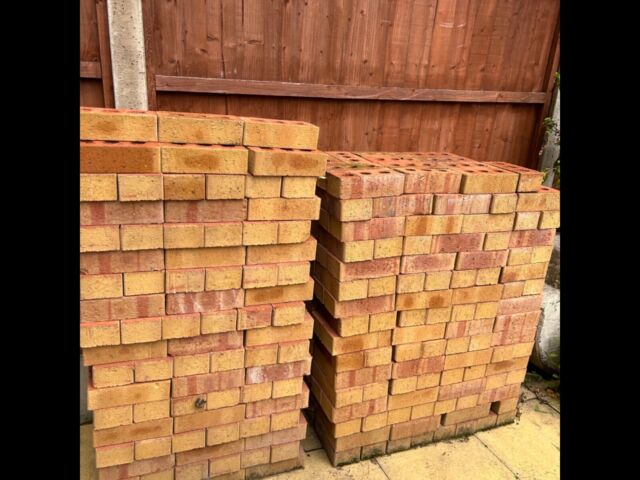 London Brick Company Golden Buff bricks approx 466 bricks