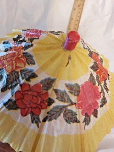 Vintage Wood & Paper Parasol Umbrellas Yellow Set of 12 Please read description - 第 5/7 張圖片