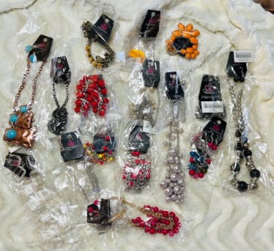 WHOLESALE LOT 16PC PAPARAZZI JEWELRY NECKLACE SETS
