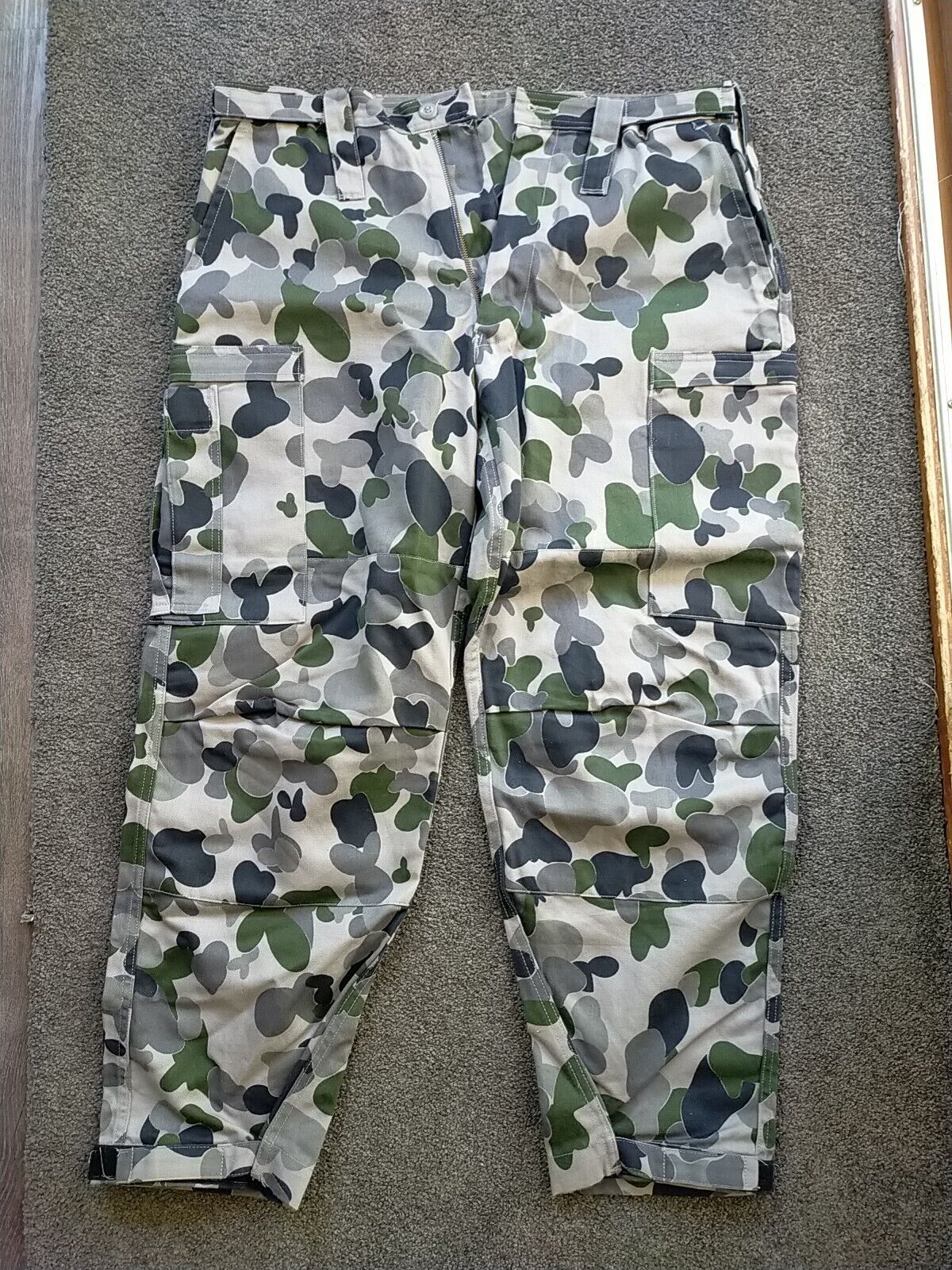 Picture 2 of 4
