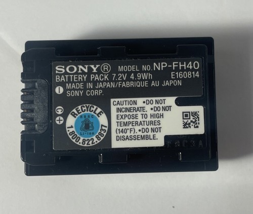 Sony Handycam DCR-DVD610 Large Bundle w/Case, Batteries, ETC VERY GOOD, READ - Picture 3 of 14