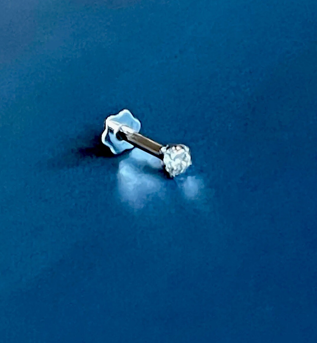 Solitaire Diamond Nose Stud Pin 18ct in White Gold