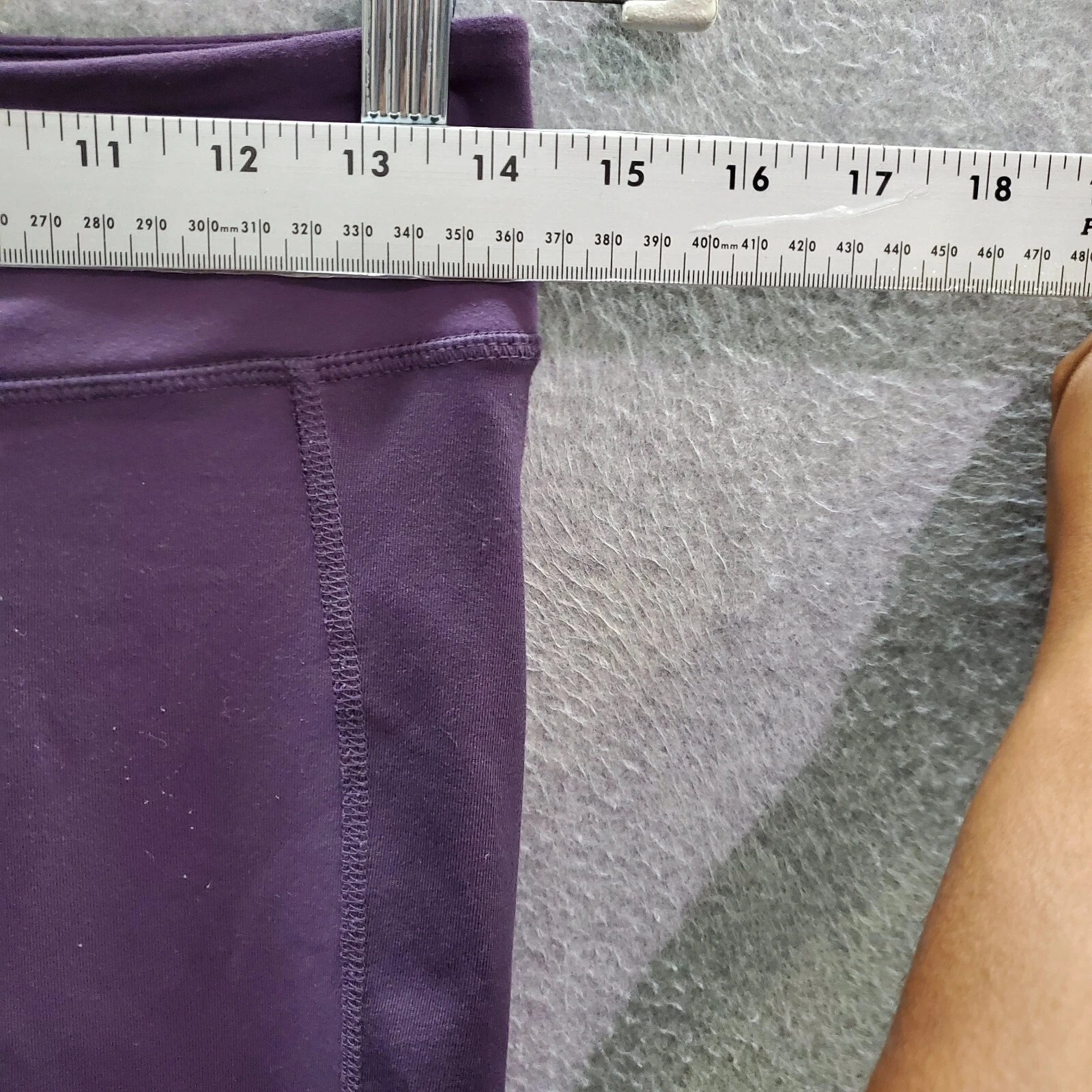 alo-yoga activewear yoga logo zip ankle pants