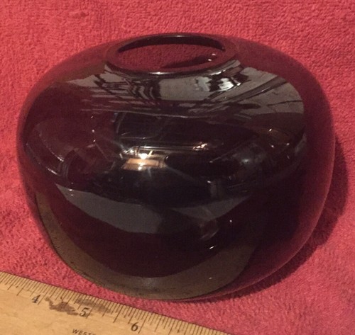 Vintage Villeroy & Boch Hand Molded Charcoal Glass Vase - Picture 1 of 5