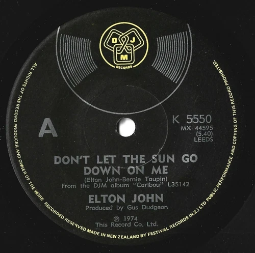 ELTON JOHN 7" 45 Don't Let The Sun Go Down On Me 1974 RARE New Zealand IMPORT