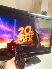 Philips 32PFL5405H/12 32 Zoll LCD-TV 720p HD Schwarz inkl. Fernbedienung