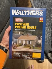 HO Scale Walthers Cornerstone 933-4152 Postwar Prefab House Kit