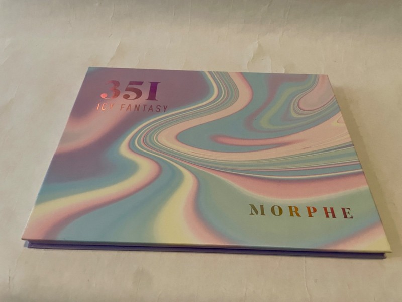 Morphe 35I ICY FANTASY EYESHADOW PALETTE New Rare 30 Colors Glitter Metallic