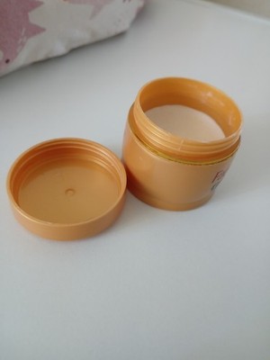 Cream Beauty ,fresh Skin