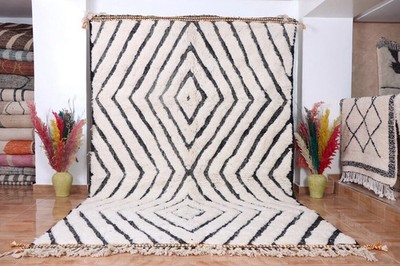 Luxury Moroccan Berber Beni Wool Rug Color White Handmade Design Carpet Rug