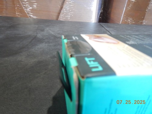 Logitech Lift Vertical Ergonomic Mouse 2.4GHz Wireless Bluetooth - NEW SEALED - Picture 2 of 3