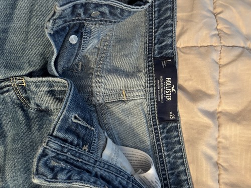 Hollister High Rise Mom Short 3 in Women’s 25 Blue Medium Wash Denim Cut-Off